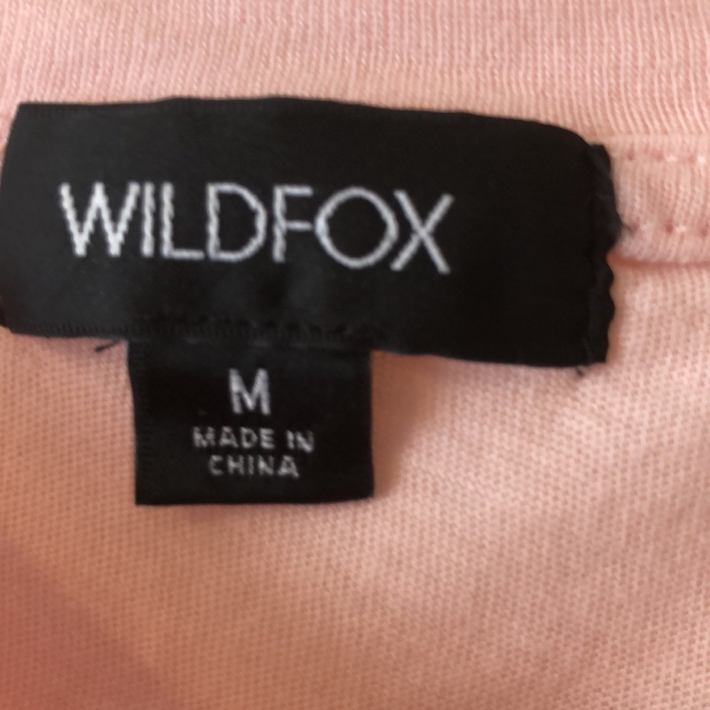 WildFox Stay Wild Distressed Tee  size Medium - Picture 10 of 12